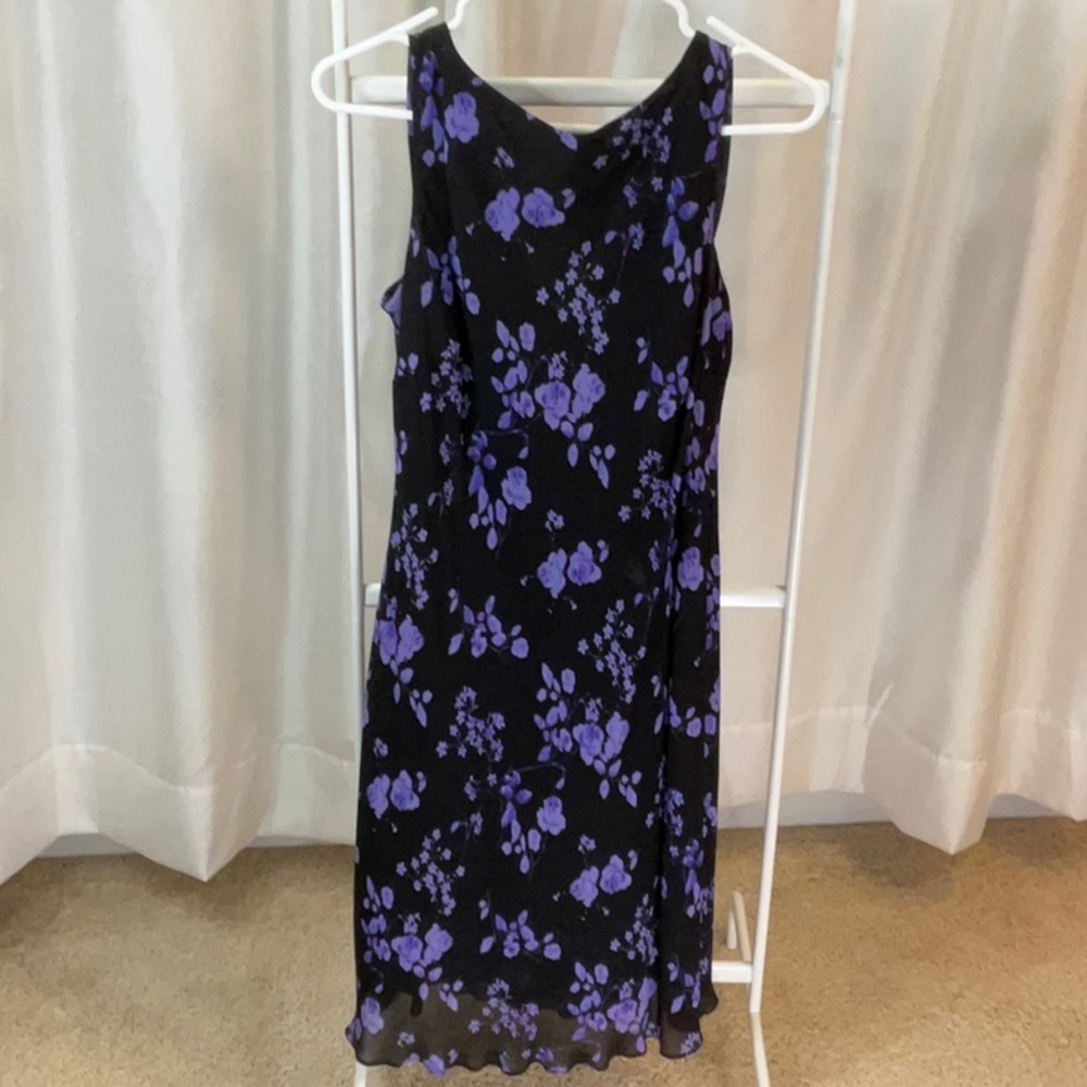 Jones Wear below knee dress with cowl back and flouncy seam at knee New with Tag